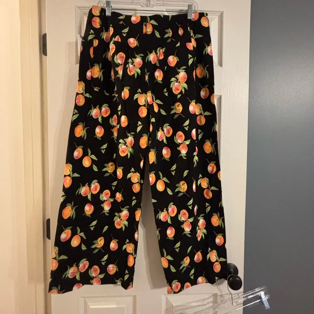 Maeve The Colette Cropped Wide Leg Pants || peach pattern || NWT || size 33 - Picture 5 of 8